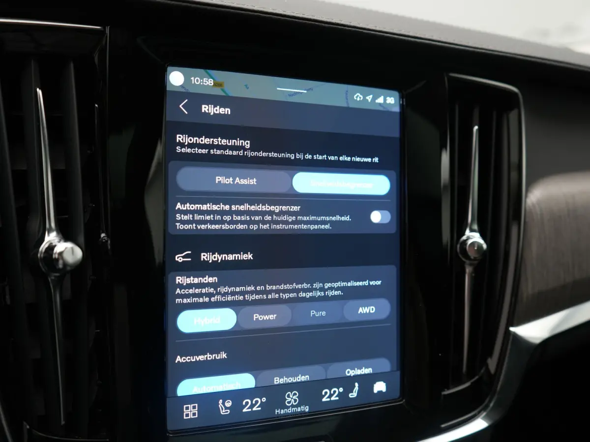 T6 AWD Plus Dark LONG RANGE PHEV 350pk Dealer O.H. | Trekhaak Af Fabriek | Panodak | Adaptive Cruise | Camera | Harman / Kardon | Lederen Comfortzetels Memory & Ventilatie | Keyless | Blis |