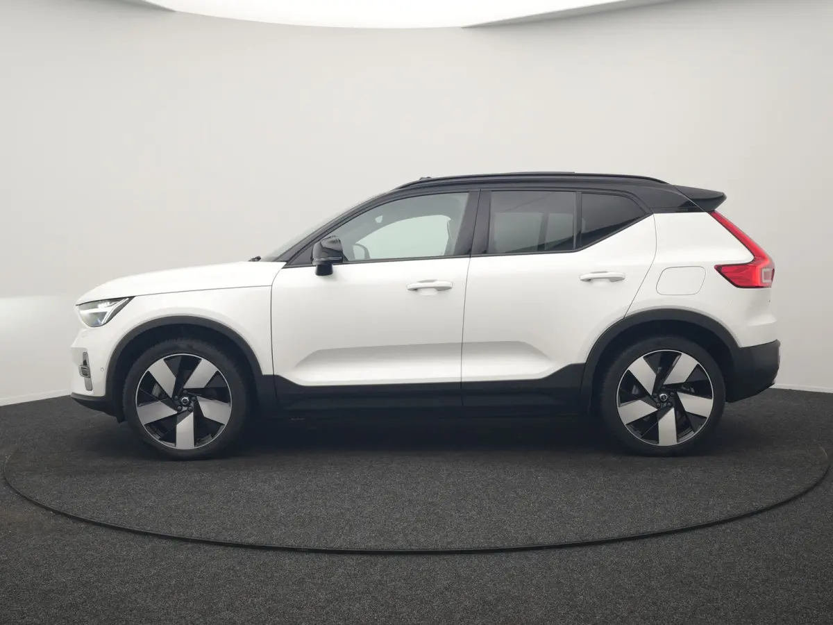 Ultimate 69 kWh 231pk Dealer O.H. | Trekhaak Af Fabriek | Panodak | Warmtepomp | Adaptive Cruise | 360 Camera | Harman / Kardon | Sportstoelen Memory & Verwarmd | Keyless | Blis | Apple Carp
