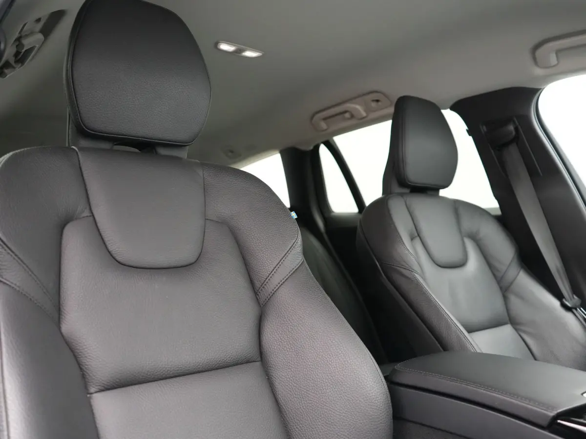 T6 AWD Plus Dark LONG RANGE PHEV 350pk Dealer O.H. | Adaptive Cruise | Camera | Harman / Kardon | Lederen Sportstoelen Memory & Verwarmd | Keyless | Blis | Stuur Verwarmd | Google Assistent 