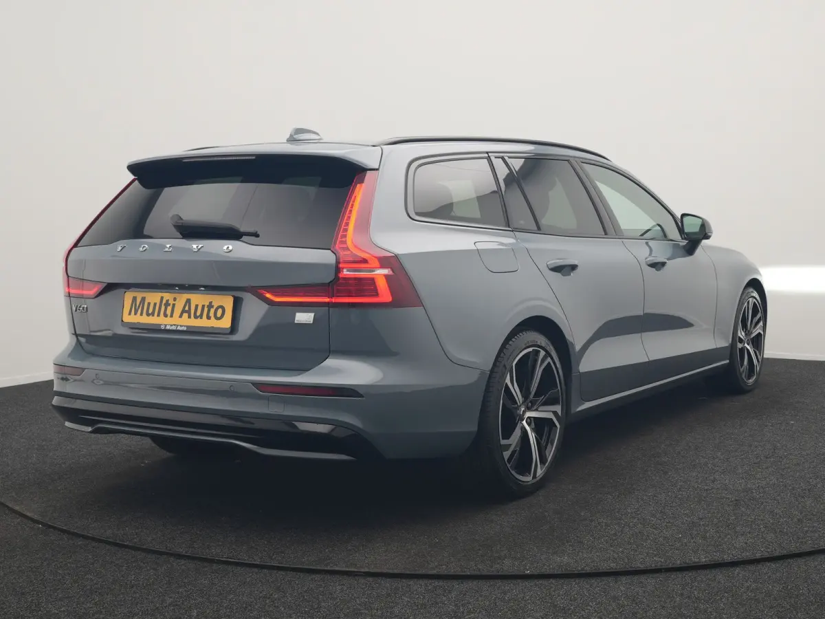 T6 AWD Plus Dark LONG RANGE PHEV 350pk Dealer O.H. | Adaptive Cruise | Camera | Harman / Kardon | Lederen Sportstoelen Memory & Verwarmd | Keyless | Blis | Stuur Verwarmd | Google Assistent 
