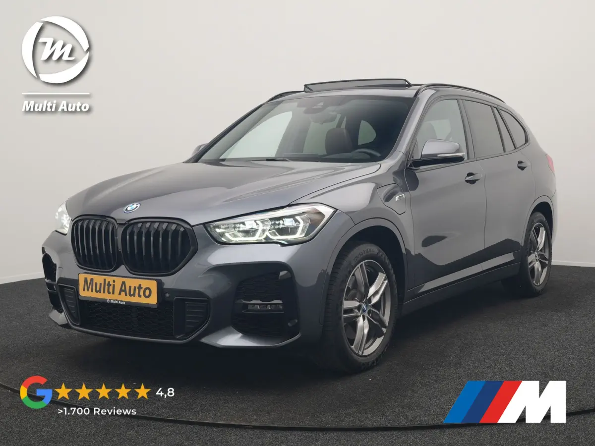 xDrive25e M Sport PHEV 221pk Dealer O.H. | Trekhaak Afn. | Panodak | Head Up | Adaptive Cruise | Camera | Lederen Sportstoelen Memory & Verwarmd | Keyless | Sfeerverlichting | Navigatie | DA