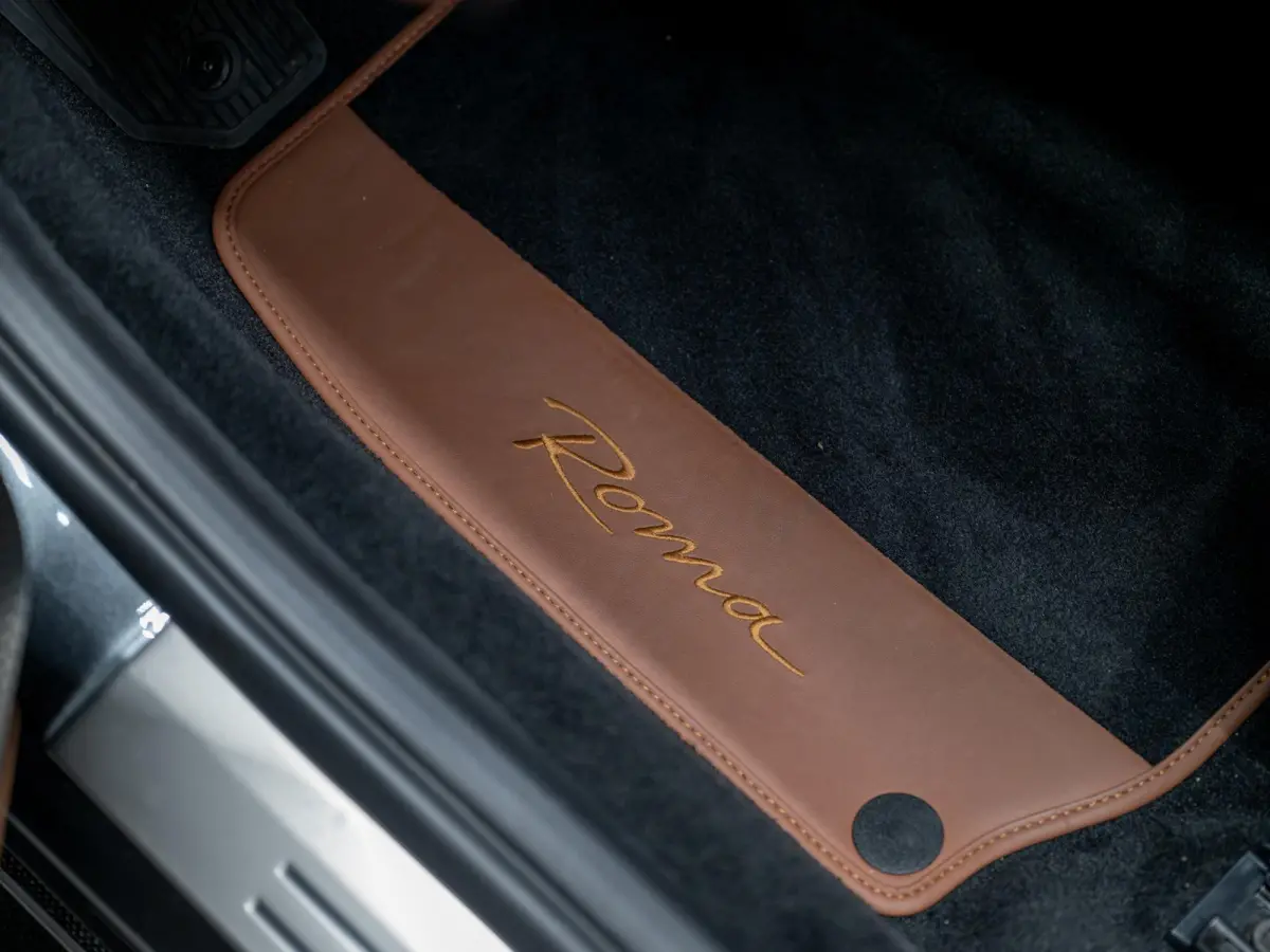 3.9 V8 HELE | Carbon | Full ADAS | CarPlay | Magneride | Elektr. Stoelen | PPF | 360 |