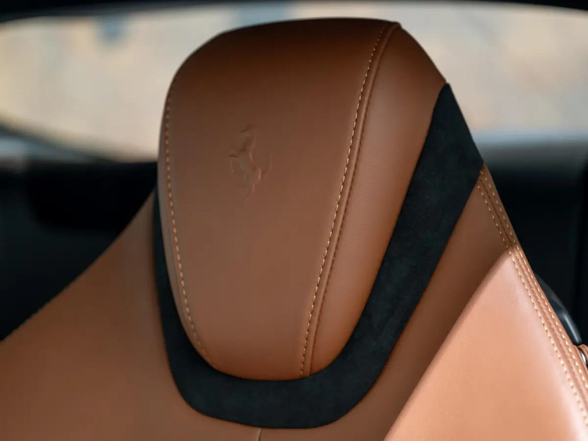 3.9 V8 HELE | Carbon | Full ADAS | CarPlay | Magneride | Elektr. Stoelen | PPF | 360 |