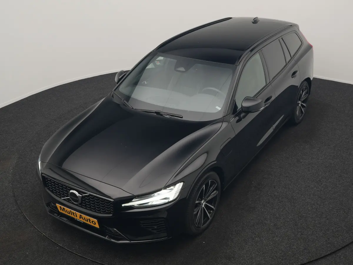 T6 AWD Plus Dark LONG RANGE PHEV 350pk Dealer O.H. | Trekhaak Af Fabriek | Camera | Sportstoelen Memory & Verwarmd | Stuur Verwarmd | Apple Carplay | Keyless | DAB | Cruise Control | Plug In