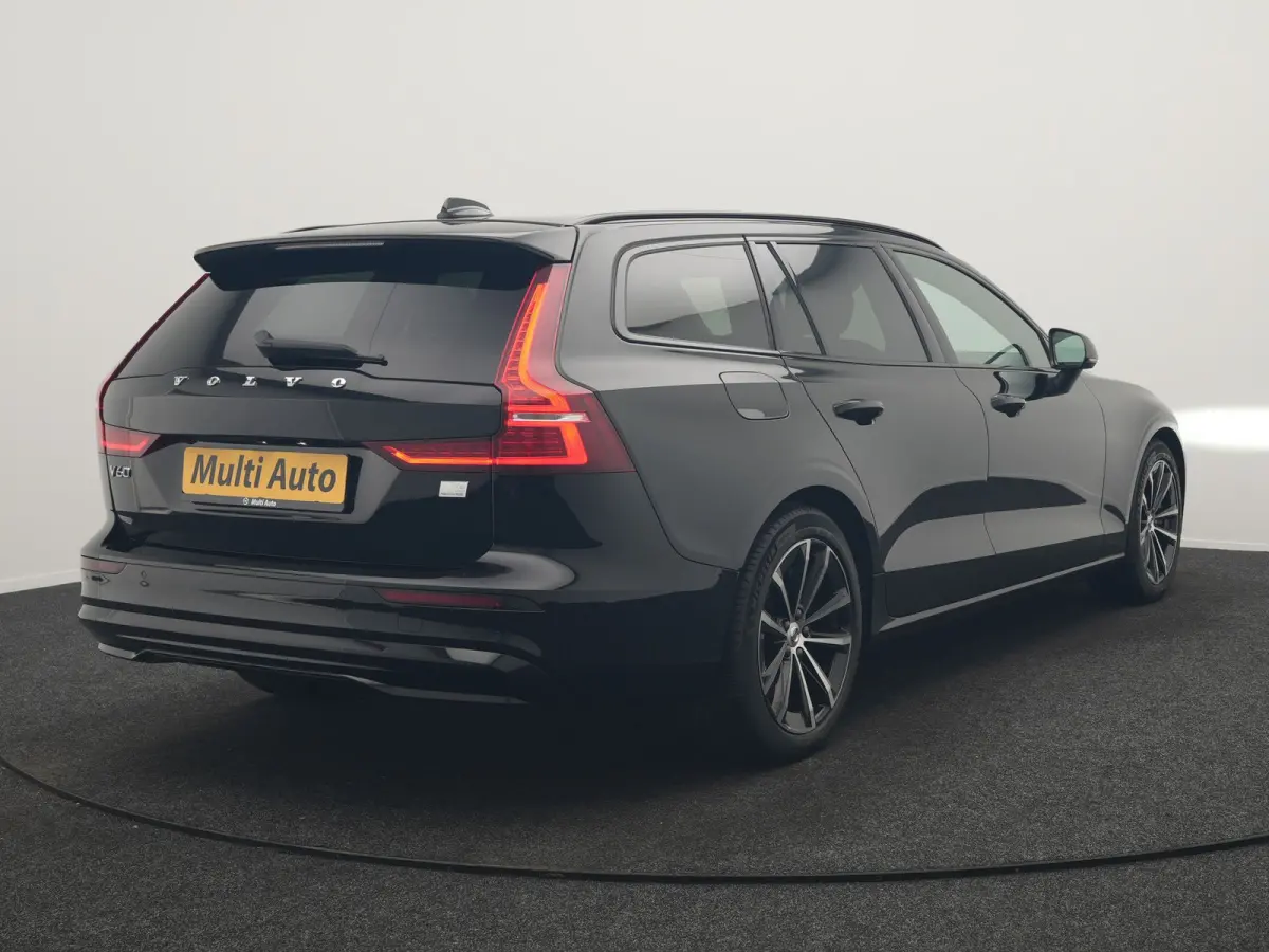 T6 AWD Plus Dark LONG RANGE PHEV 350pk Dealer O.H. | Trekhaak Af Fabriek | Camera | Sportstoelen Memory & Verwarmd | Stuur Verwarmd | Apple Carplay | Keyless | DAB | Cruise Control | Plug In