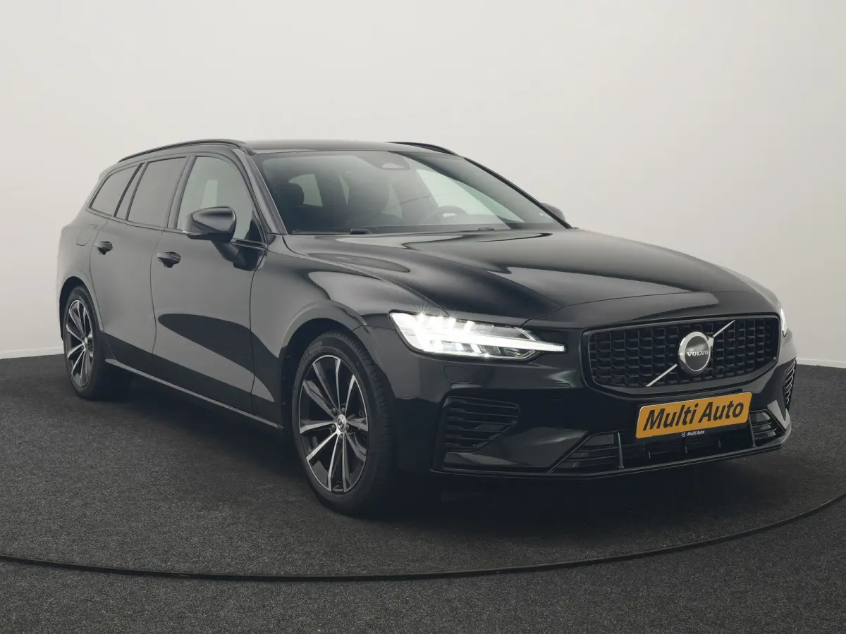 T6 AWD Plus Dark LONG RANGE PHEV 350pk Dealer O.H. | Trekhaak Af Fabriek | Camera | Sportstoelen Memory & Verwarmd | Stuur Verwarmd | Apple Carplay | Keyless | DAB | Cruise Control | Plug In