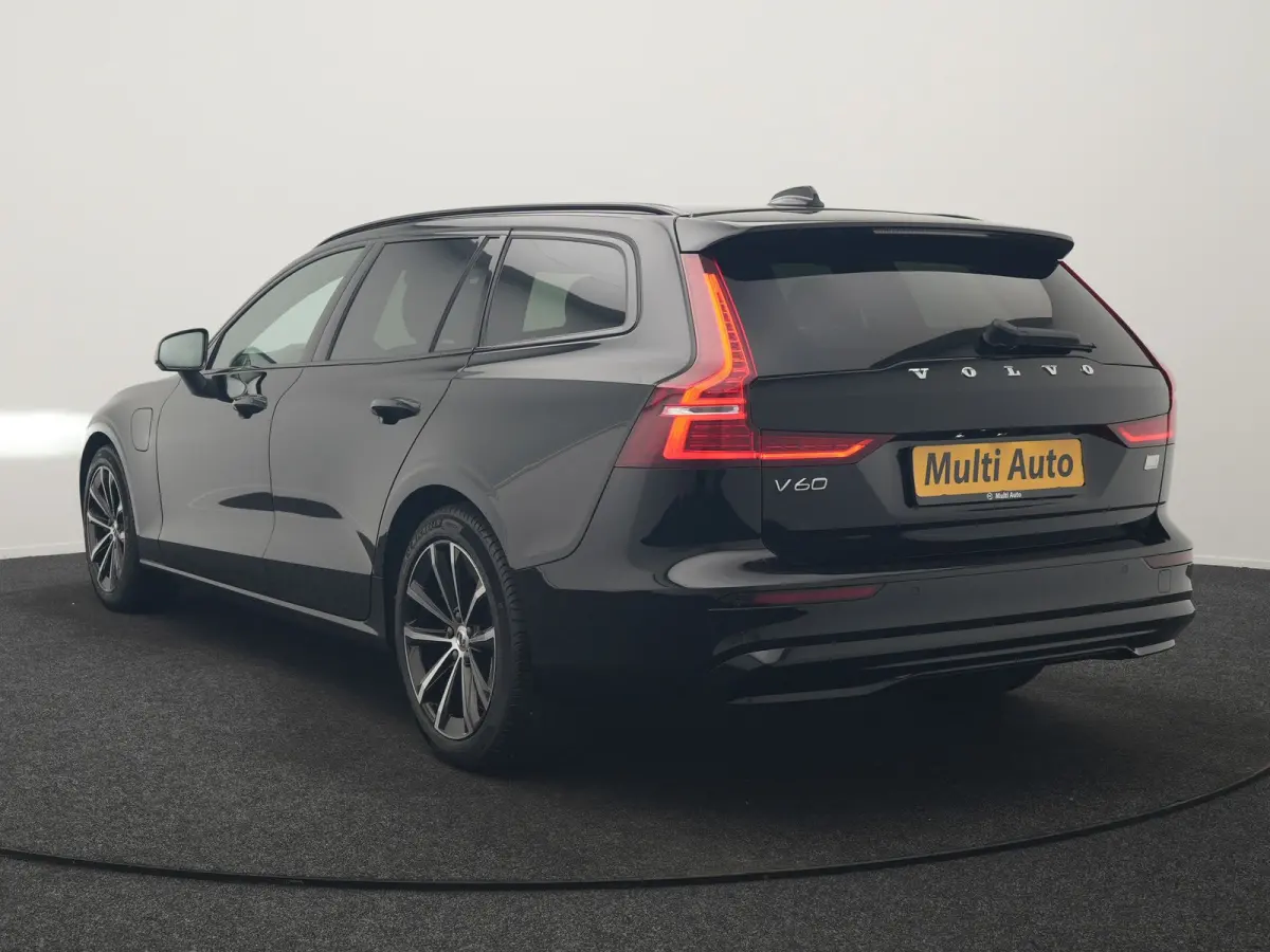 T6 AWD Plus Dark LONG RANGE PHEV 350pk Dealer O.H. | Trekhaak Af Fabriek | Camera | Sportstoelen Memory & Verwarmd | Stuur Verwarmd | Apple Carplay | Keyless | DAB | Cruise Control | Plug In