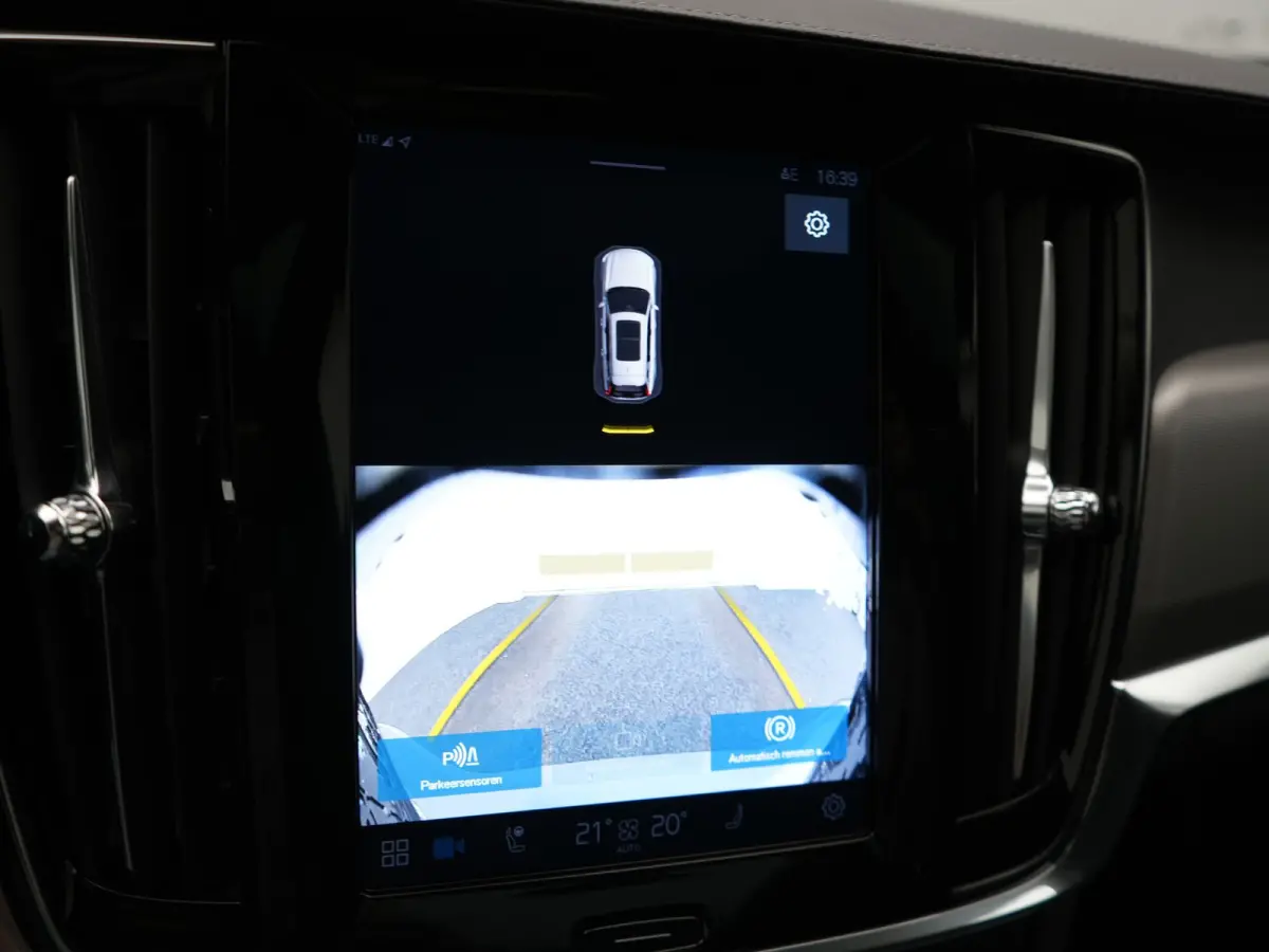 T6 AWD Plus Bright LONG RANGE PHEV 350pk Dealer O.H. | Trekhaak Af Fabriek | Panodak | Adaptive Cruise | Camera | Harman / Kardon | Lederen Sportstoelen Memory & Verwarmd | Keyless | Blis | 