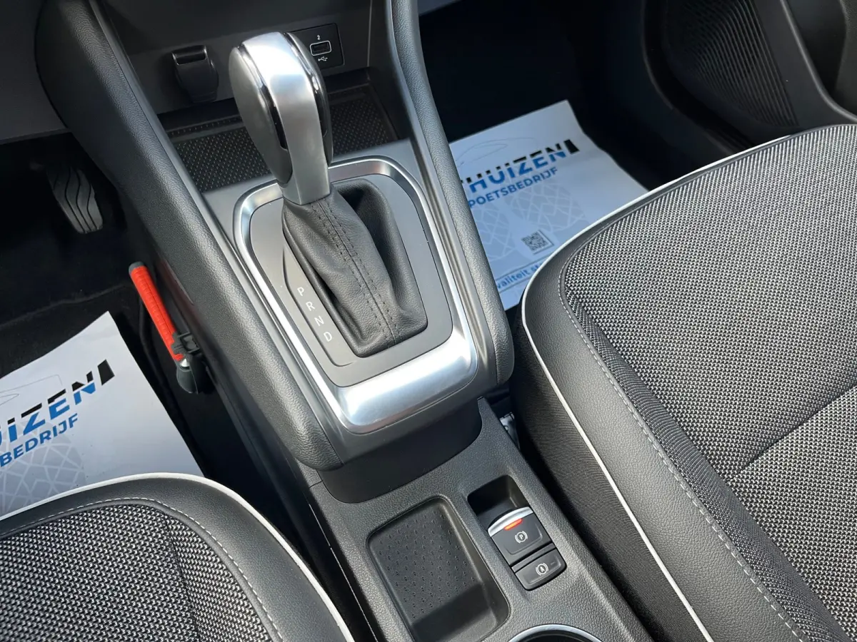 1.3 TCe 130 Intens NL.Auto/Trekhaak/Automaat/Led/Carplay/Camera/Two Tone/1Ste Eigenaar/Dealer onderhouden