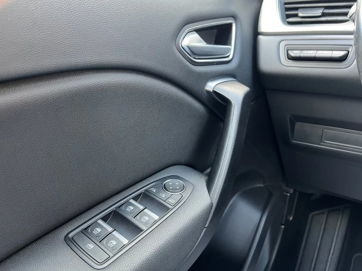 1.3 TCe 130 Intens NL.Auto/Trekhaak/Automaat/Led/Carplay/Camera/Two Tone/1Ste Eigenaar/Dealer onderhouden