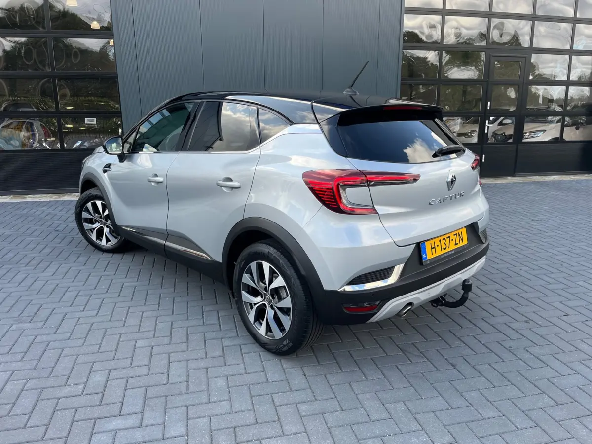 1.3 TCe 130 Intens NL.Auto/Trekhaak/Automaat/Led/Carplay/Camera/Two Tone/1Ste Eigenaar/Dealer onderhouden