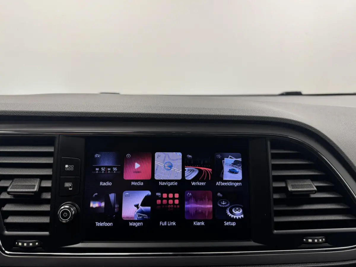 1.4 TSi Xcellence Navigatie-Cr.contr-Clima-Carplay-Camera-Parkeersensoren-Lm17''velgen-Afn.Trekhaak