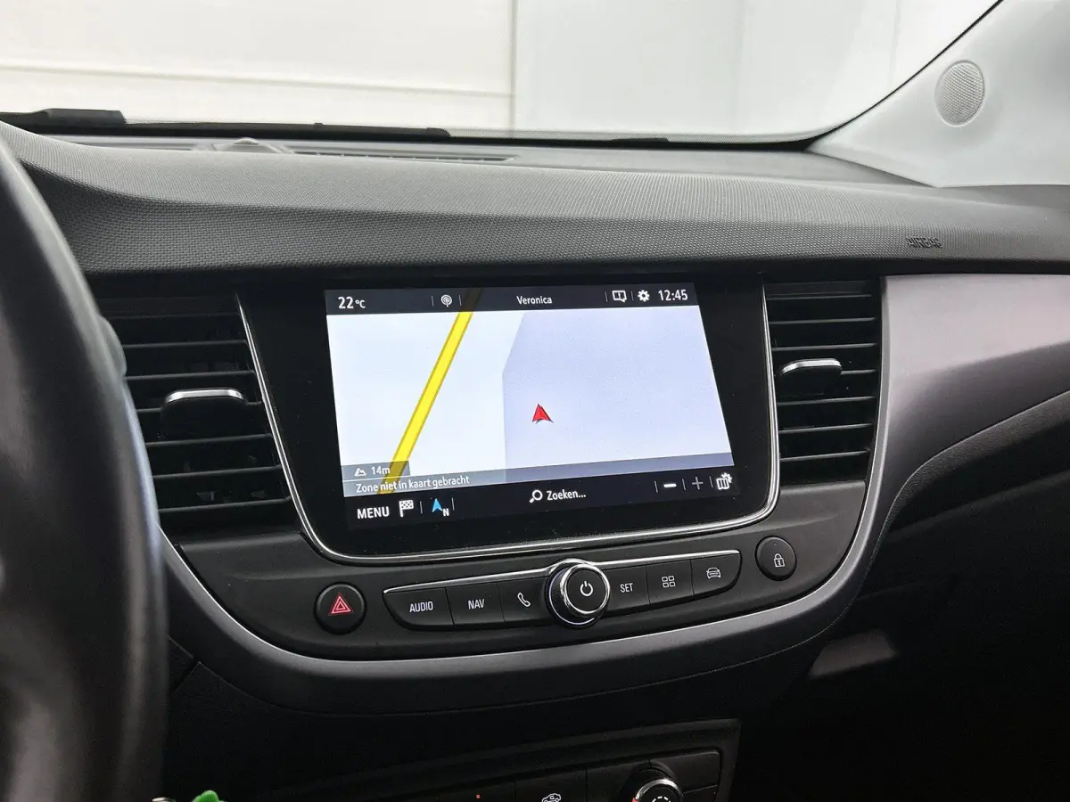 110pk Edition | 1ste eigenaar | Trekhaak | Camera | Navigatie | Airco | Parkeersensoren