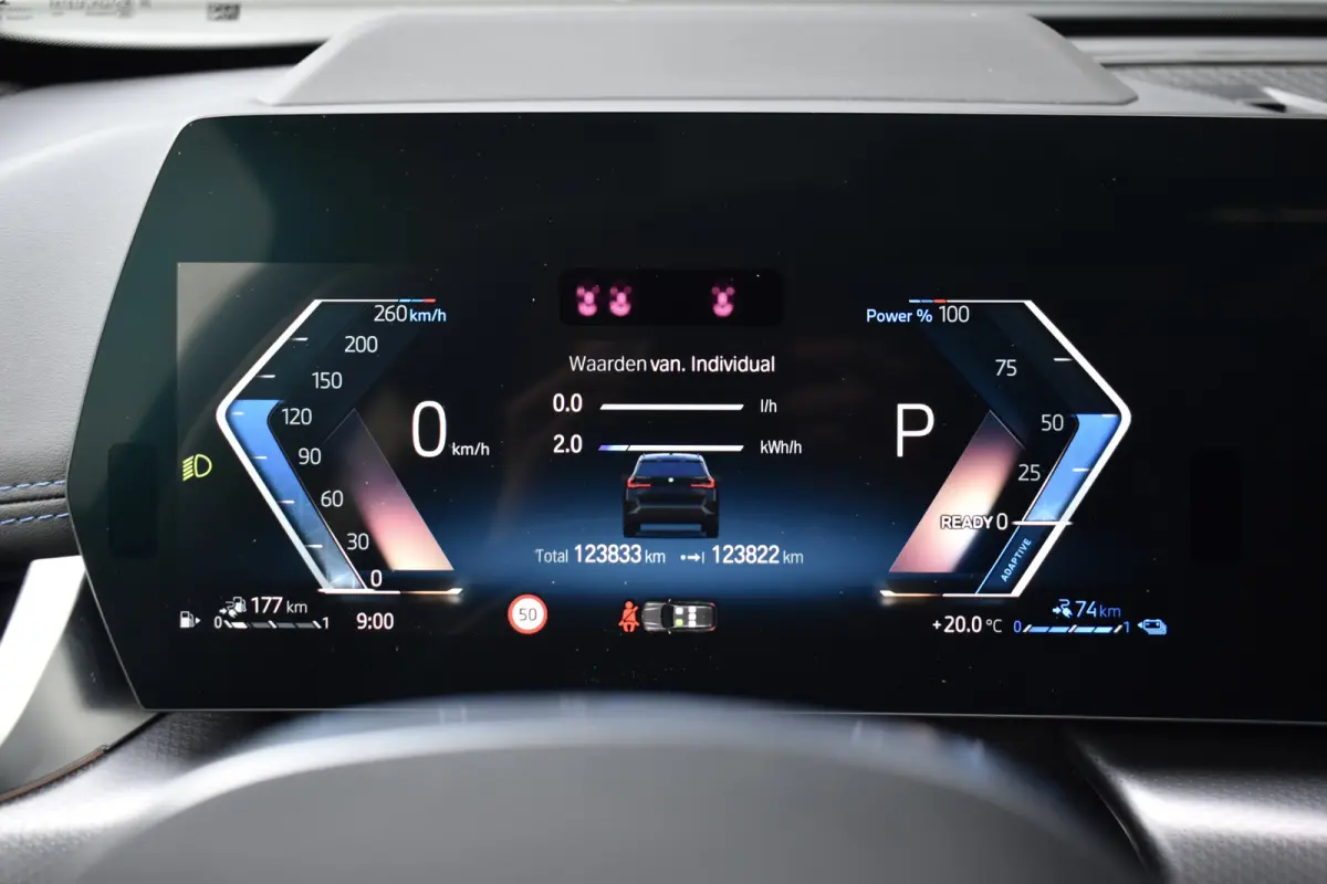 xDrive30e M Sport | Pano | Trekhaak | Harman/Kardon | Massage | ACC | Head-Up | Memory seat | Sfeerverlichting |