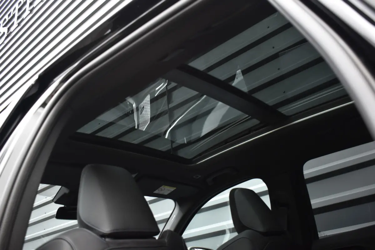 xDrive30e M Sport | Pano | Trekhaak | Harman/Kardon | Massage | ACC | Head-Up | Memory seat | Sfeerverlichting |