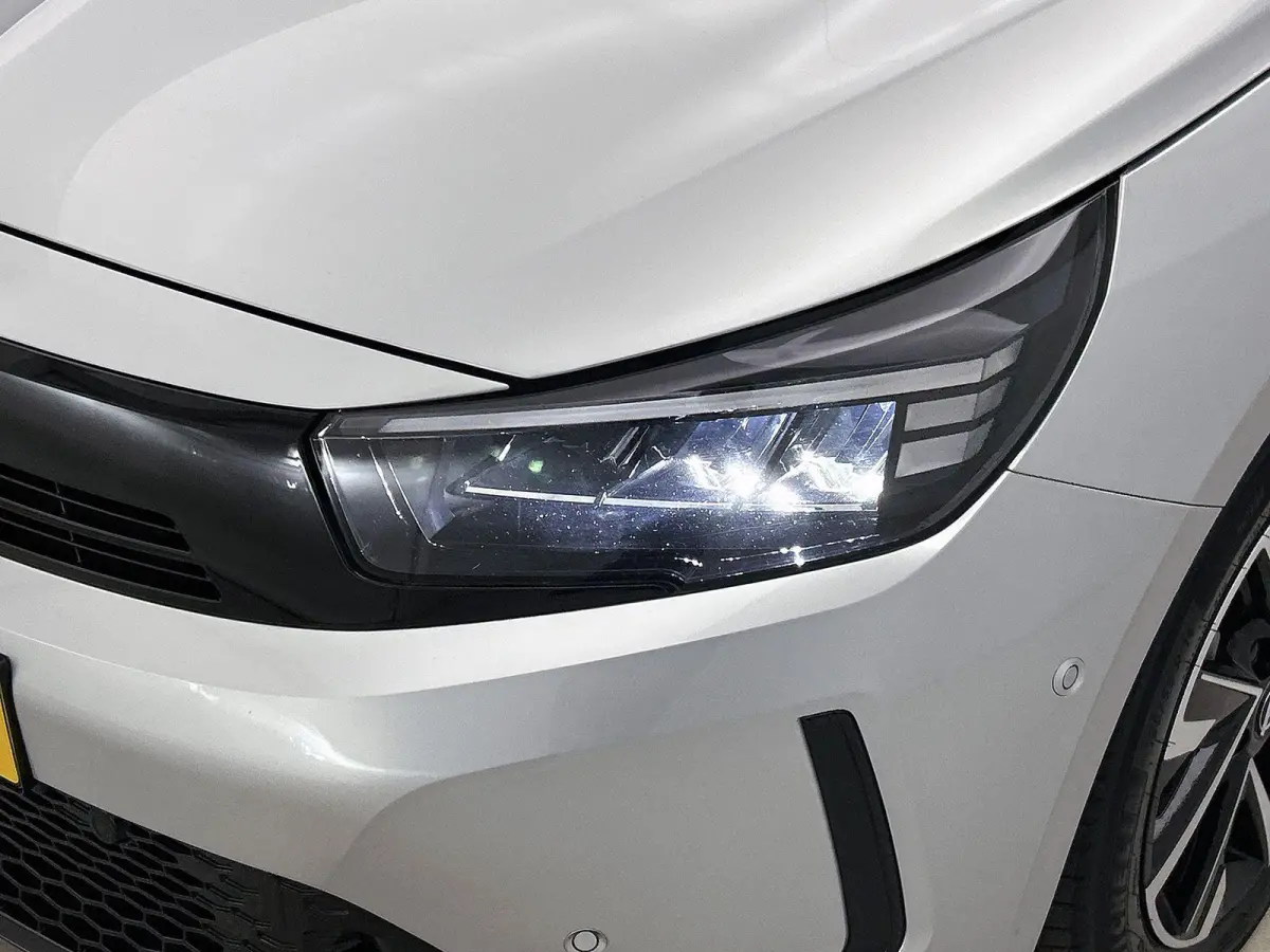 1.2 110pk Hybrid GS Automaat | Navigatie | Climate Control | Cruise Control | Camera | 16"LMV | Keyless Entry/Start | Dodehoekdetectie | Apple Carplay/Android Auto |