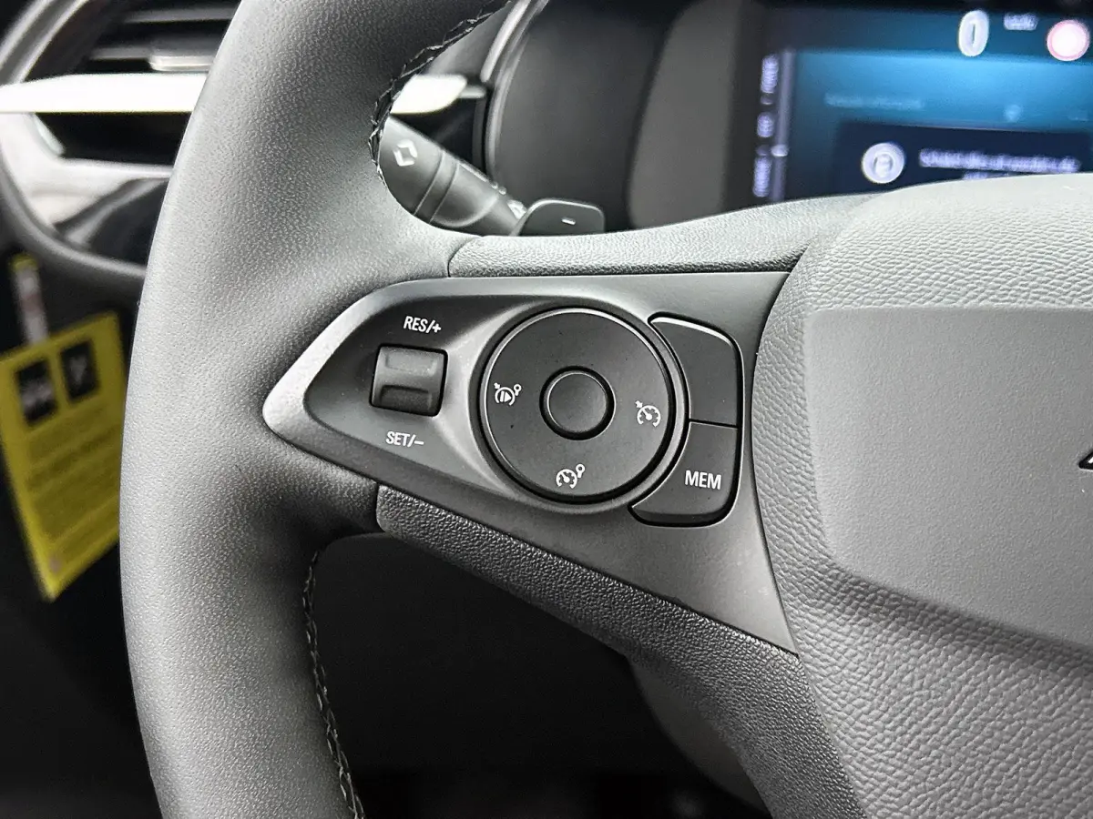 1.2 110pk Hybrid GS Automaat | Navigatie | Climate Control | Cruise Control | Camera | 16"LMV | Keyless Entry/Start | Dodehoekdetectie | Apple Carplay/Android Auto |