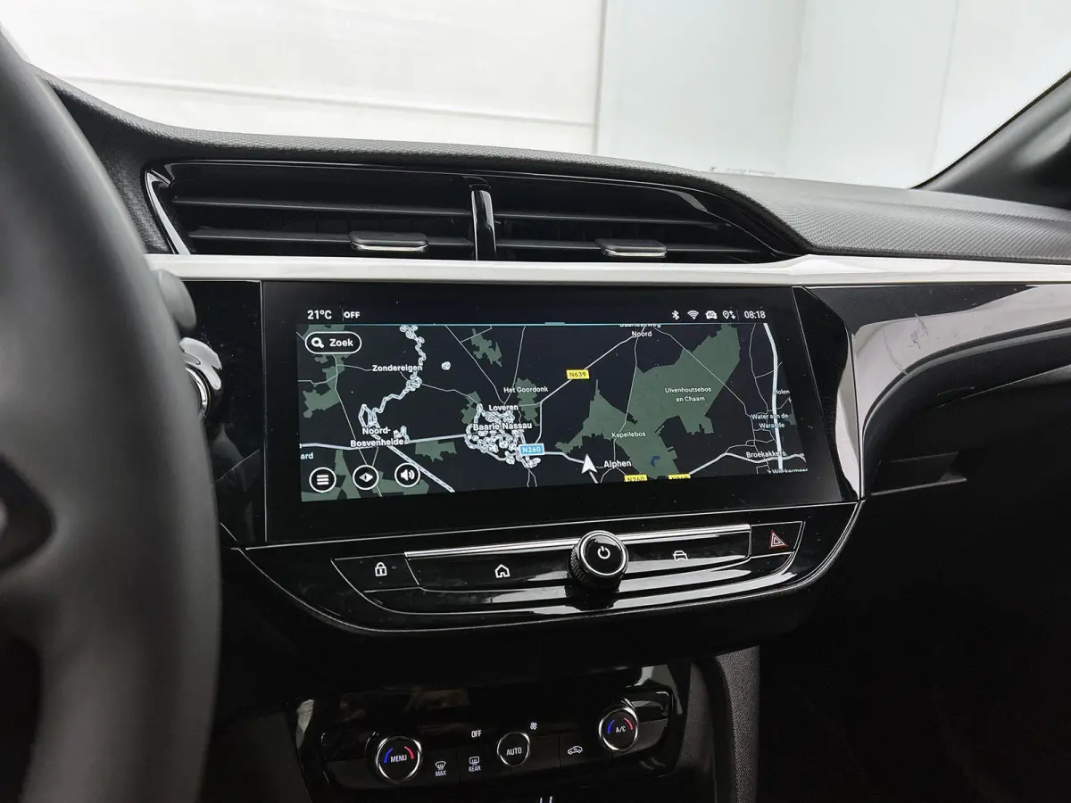 1.2 110pk Hybrid GS Automaat | Navigatie | Climate Control | Cruise Control | Camera | 16"LMV | Keyless Entry/Start | Dodehoekdetectie | Apple Carplay/Android Auto |
