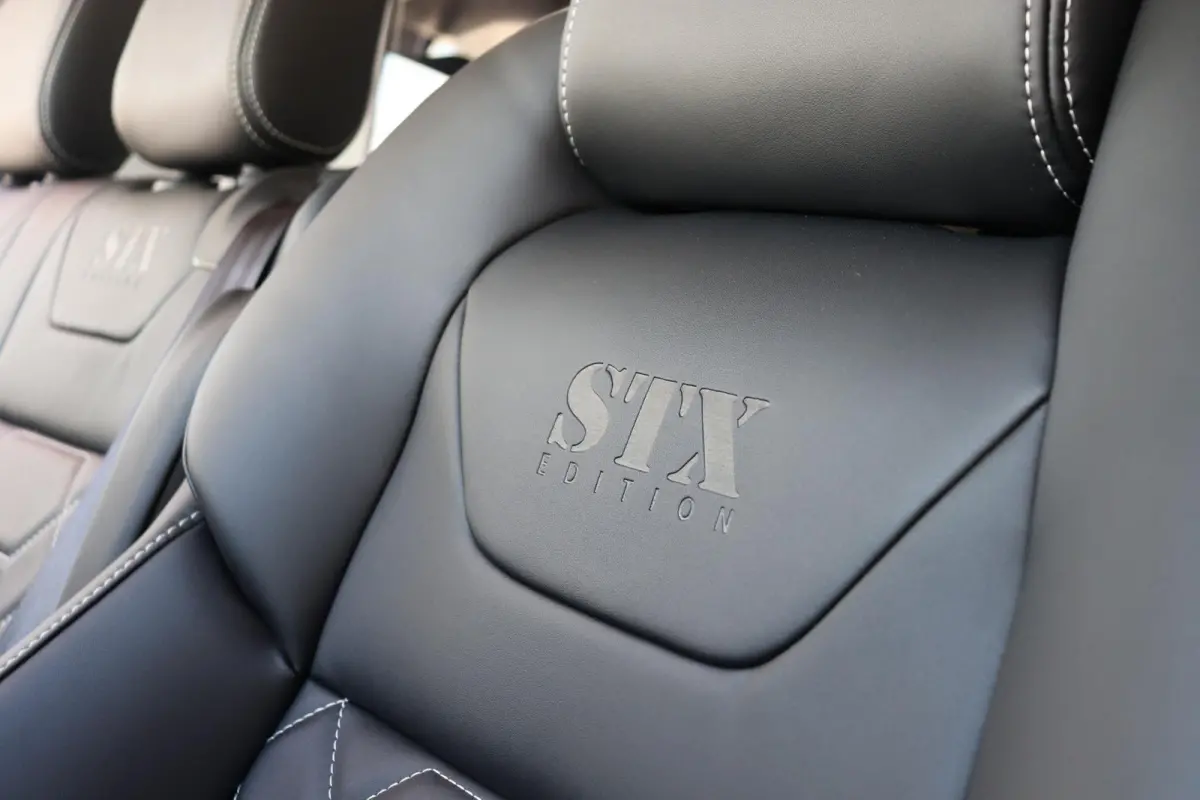 L3 136 75 kWh STX / 0% rente / 2+6 jaar garantie / nieuw te bestellen