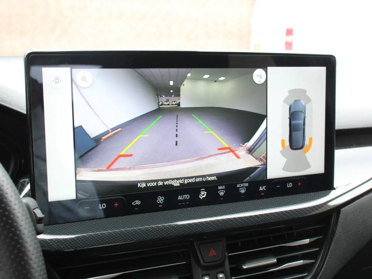 1.0 EcoBoost Hybrid ST Line Navigatie Climate Control Led Dab Camera Parkeer sensoren Cruise Control Lichtmetalen velgen