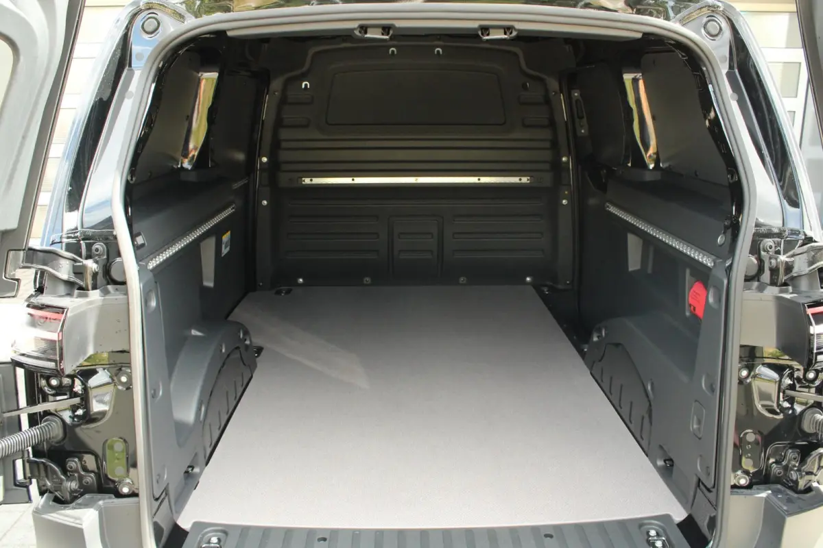 190pk Economy Limited Edition 59 kWh | Stoelverwarming | Trekhaak Wegklapbaar