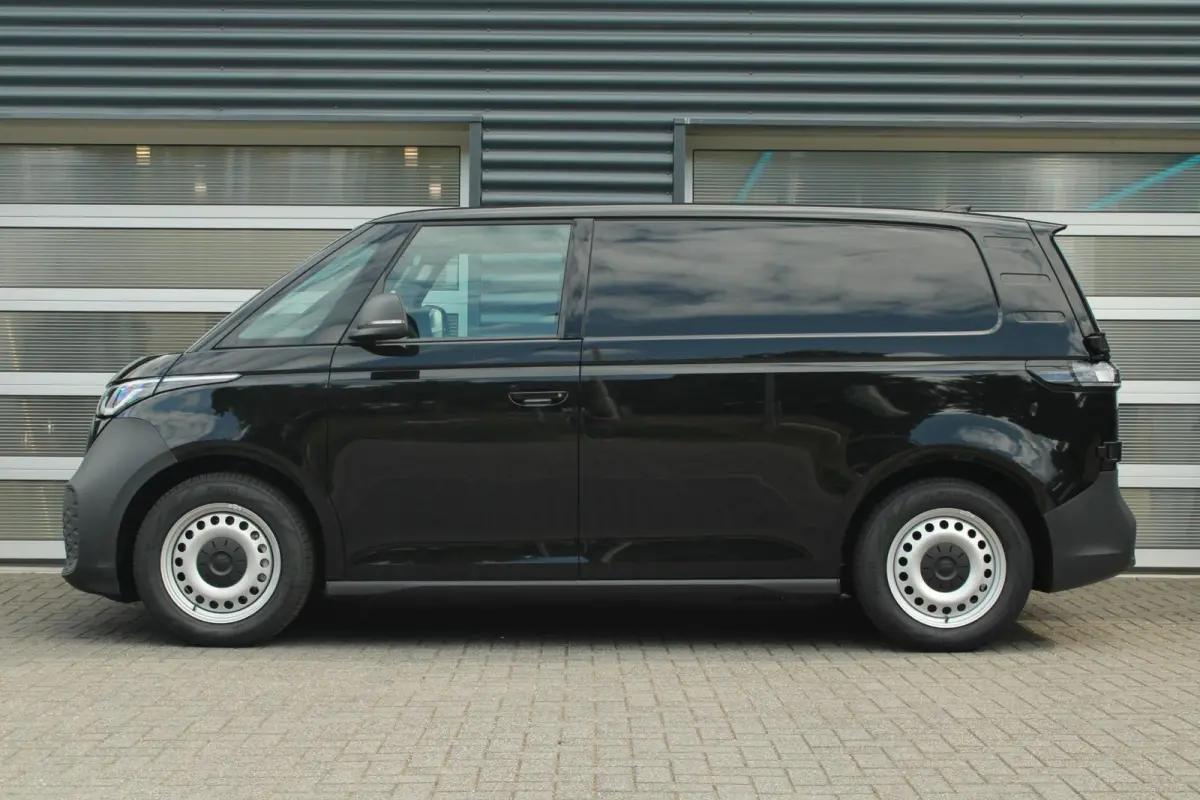 190pk Economy Limited Edition 59 kWh | Stoelverwarming | Trekhaak Wegklapbaar