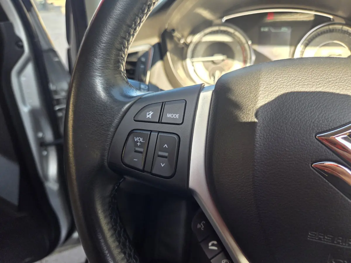 1.4 Boosterjet Style Smart Hybrid/ Trekhaak/ Navigatie/ Parkeersensoren V+A/ Panorama dak/ Rijklaarprijs!
