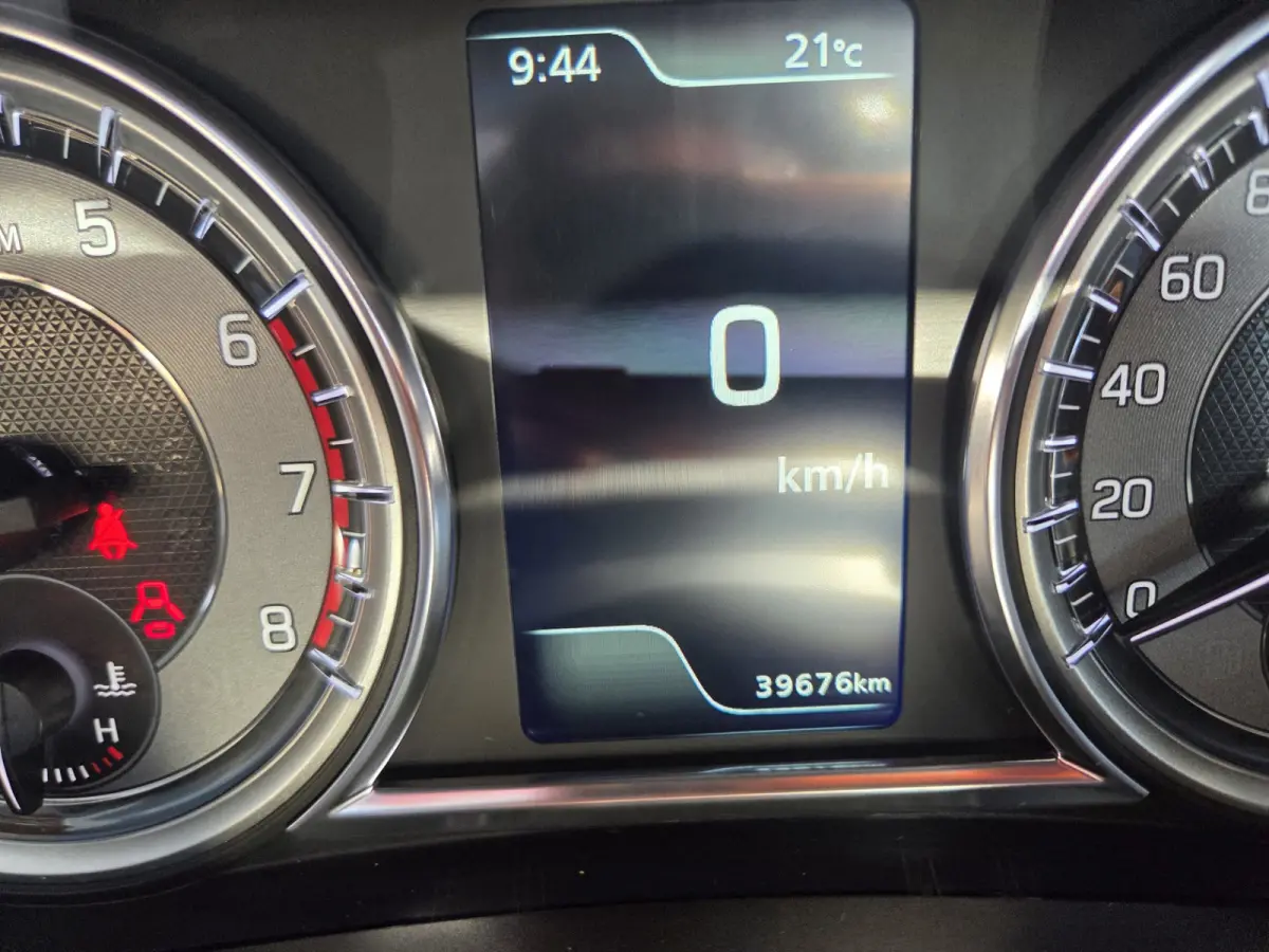 1.4 Boosterjet Style Smart Hybrid/ Trekhaak/ Navigatie/ Parkeersensoren V+A/ Panorama dak/ Rijklaarprijs!