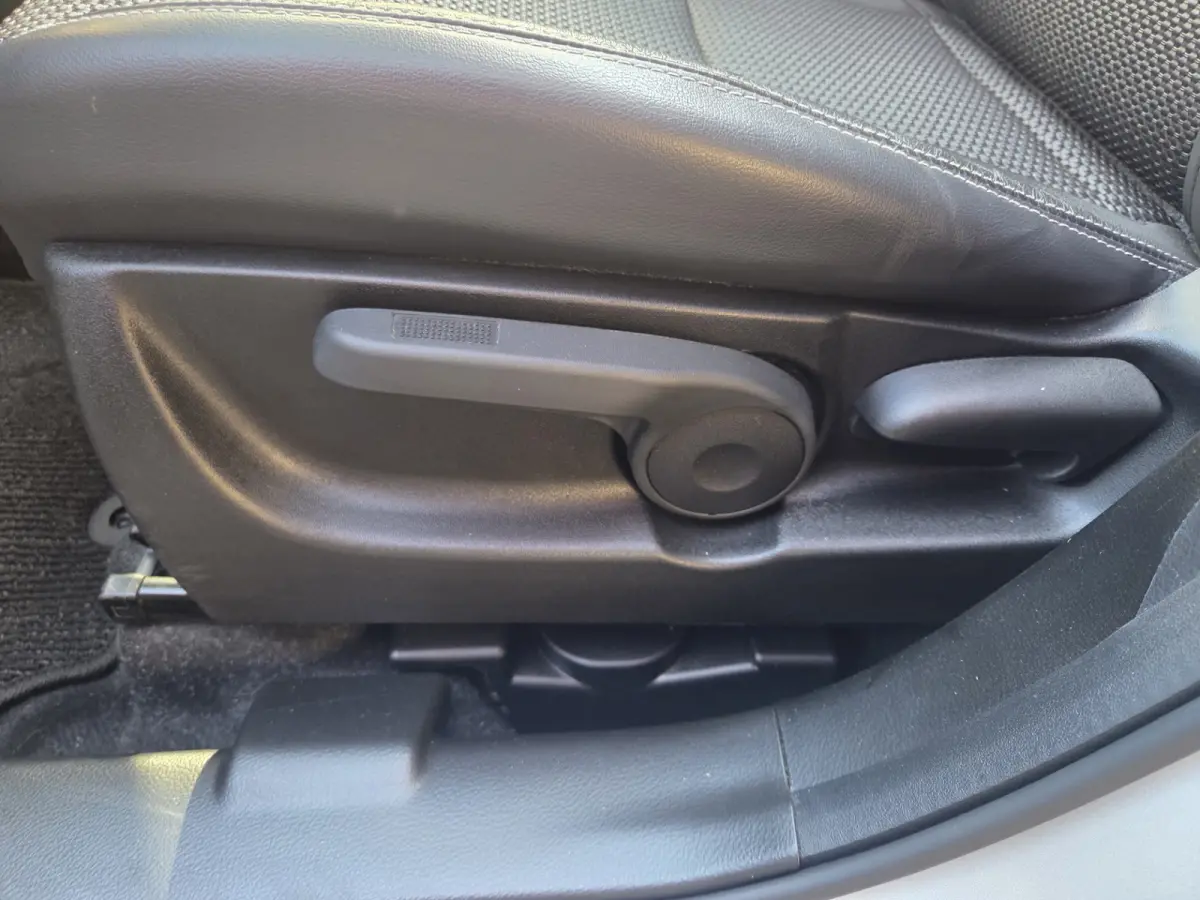 1.4 Boosterjet Style Smart Hybrid/ Trekhaak/ Navigatie/ Parkeersensoren V+A/ Panorama dak/ Rijklaarprijs!
