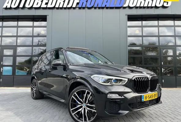 XDrive40i High Executive M-Sport NL.Auto/Panoramadak/Head-Up/Laser/Swarovski/4Wielsturing/Trekhaak/FULL OPTIES