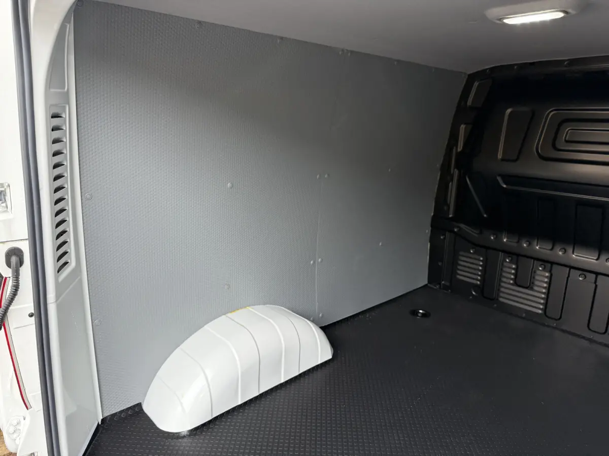 50 kWh 122PK Nieuw! L1 SWB Elektrisch 50kWh 227km WLTP Carplay Touchscreen scherm Camera Parkeersensoren