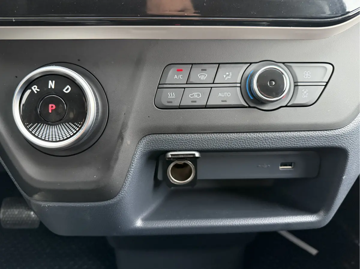 50 kWh 122PK Nieuw! L1 SWB Elektrisch 50kWh 227km WLTP Carplay Touchscreen scherm Camera Parkeersensoren