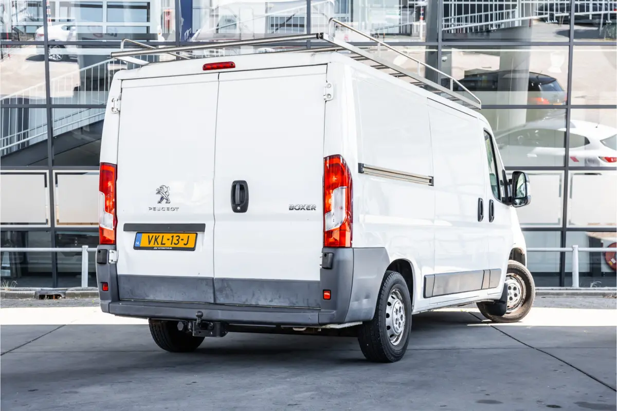 330 2.2 HDI L2H1 | L+R Schuifdeur | Airco | Bluetooth | Trekhaak | 6 versnellingen | Betimmering | Imperiaal | Nieuwe APK