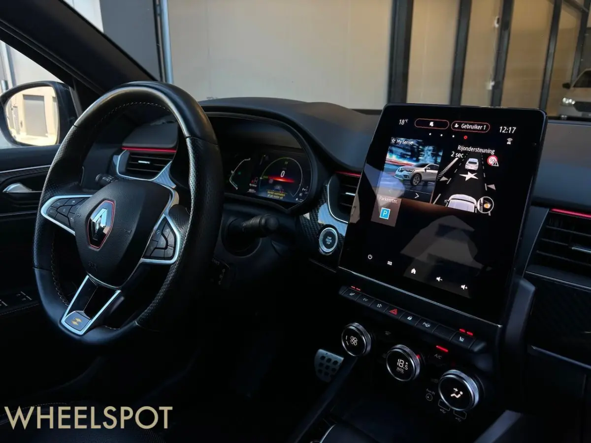 1.6 E-Tech Hybrid 145 R.S. Line|Leer|Carbon