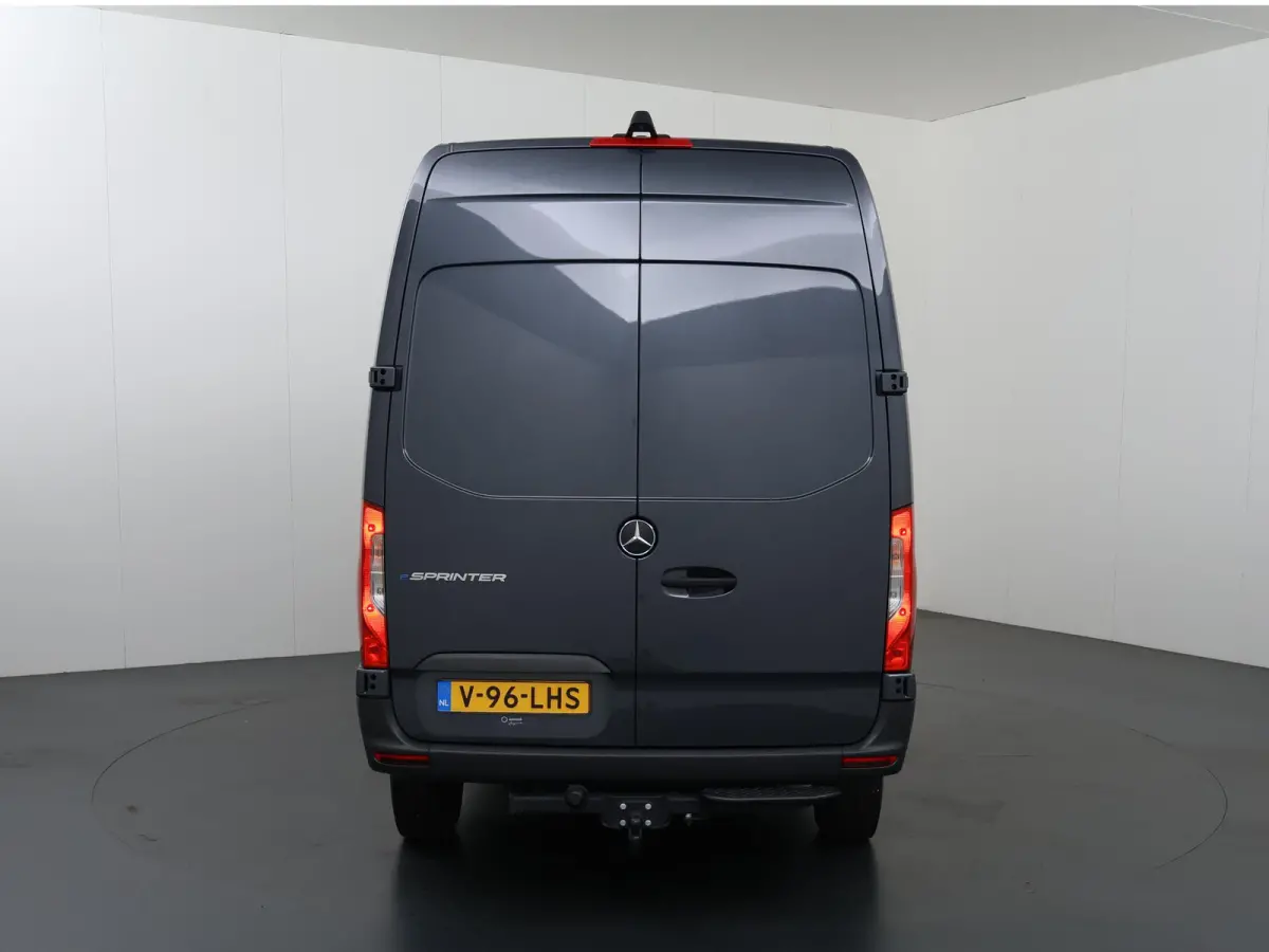 314 | 81 KWH | L2 H2 | PRO TREKHAAK 2000KG. | STOELVERWARMING | ELK. STANDVERWARMING | PARKEERCAMERA | CERTIFIED