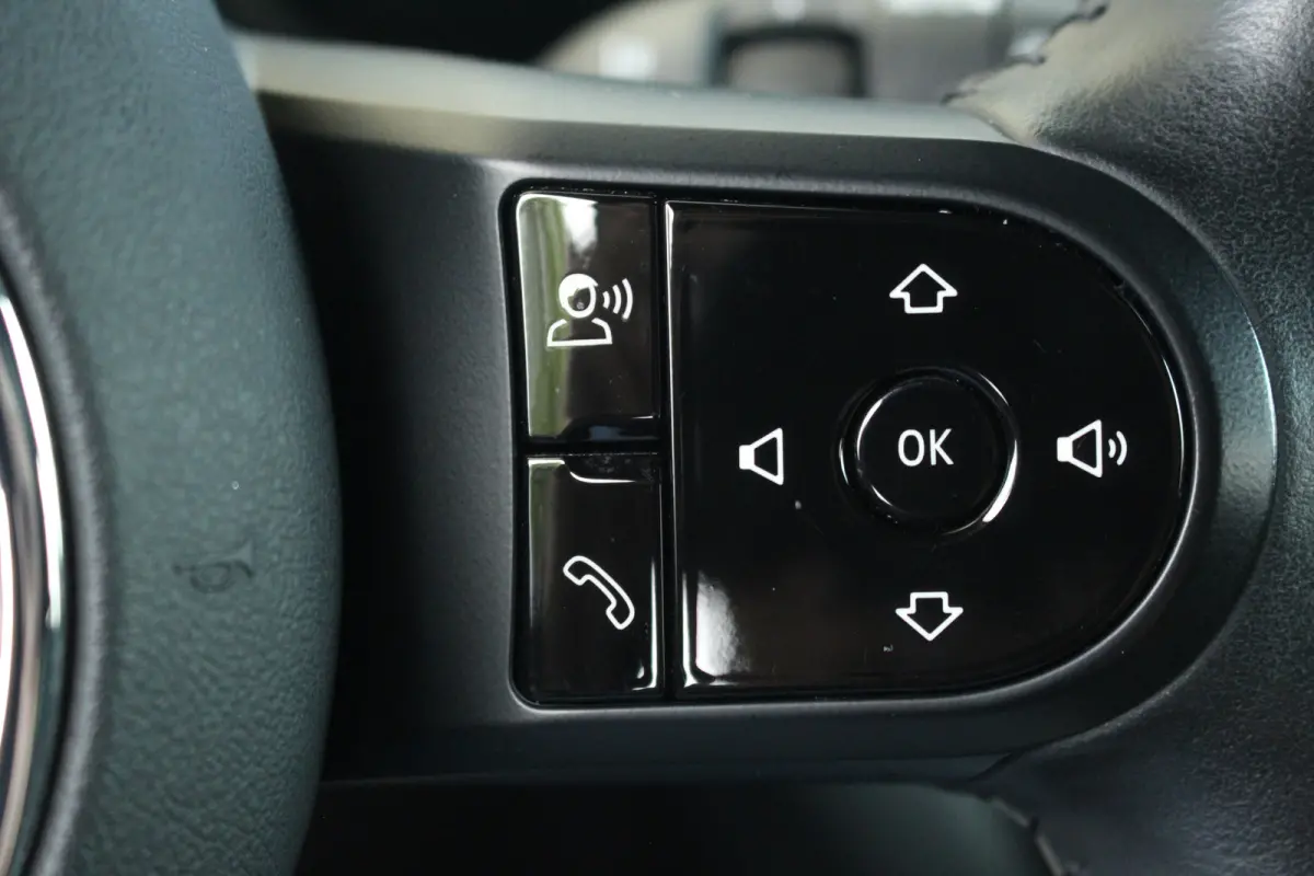 1.5 Cooper ALL4 Chili | Leder | Camera | Elek. Achterklep | Elek. Stoel | Stoelverw. | Climate | LED | Cruise | Stoelverwarming | Leder | Elek. Achterklep | Elek. Stoel | Climate | Camera | 