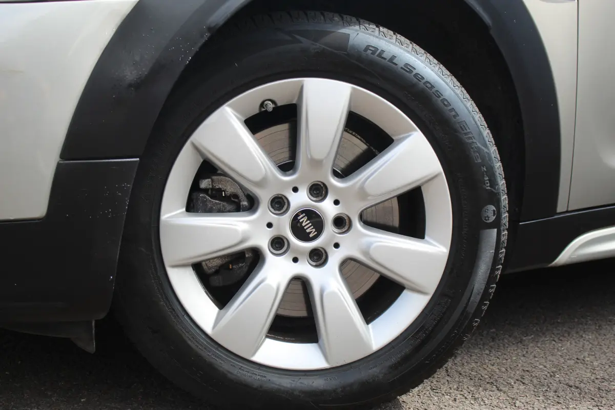 1.5 Cooper ALL4 Chili | Leder | Camera | Elek. Achterklep | Elek. Stoel | Stoelverw. | Climate | LED | Cruise | Stoelverwarming | Leder | Elek. Achterklep | Elek. Stoel | Climate | Camera | 