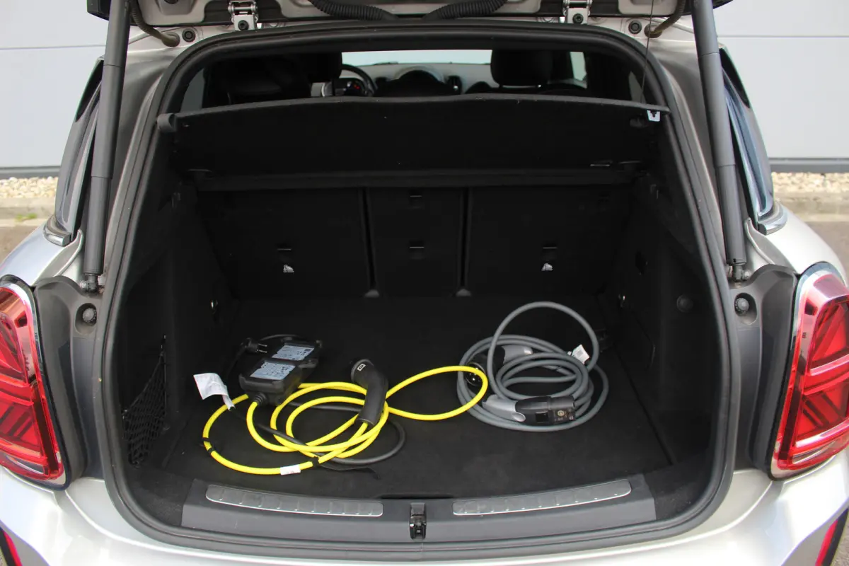 1.5 Cooper ALL4 Chili | Leder | Camera | Elek. Achterklep | Elek. Stoel | Stoelverw. | Climate | LED | Cruise | Stoelverwarming | Leder | Elek. Achterklep | Elek. Stoel | Climate | Camera | 