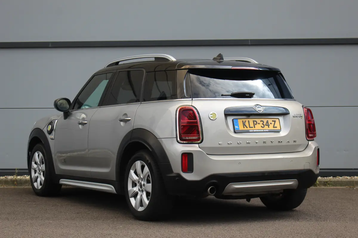 1.5 Cooper ALL4 Chili | Leder | Camera | Elek. Achterklep | Elek. Stoel | Stoelverw. | Climate | LED | Cruise | Stoelverwarming | Leder | Elek. Achterklep | Elek. Stoel | Climate | Camera | 
