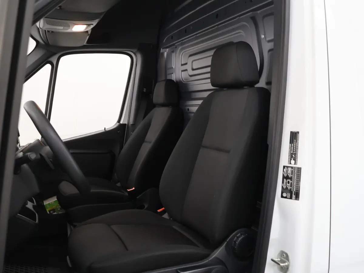 315 CDI | L2 H2 | FWD | AUT. | AIRCO | 2-ZITS | MULTIFUNCTIONEEL STUURWIEL | APPLE CARPLAY | ANDROID AUTO | ACHTERUITRIJCAMERA | LAADRUIMTE INRICHTING | CERTIFIED