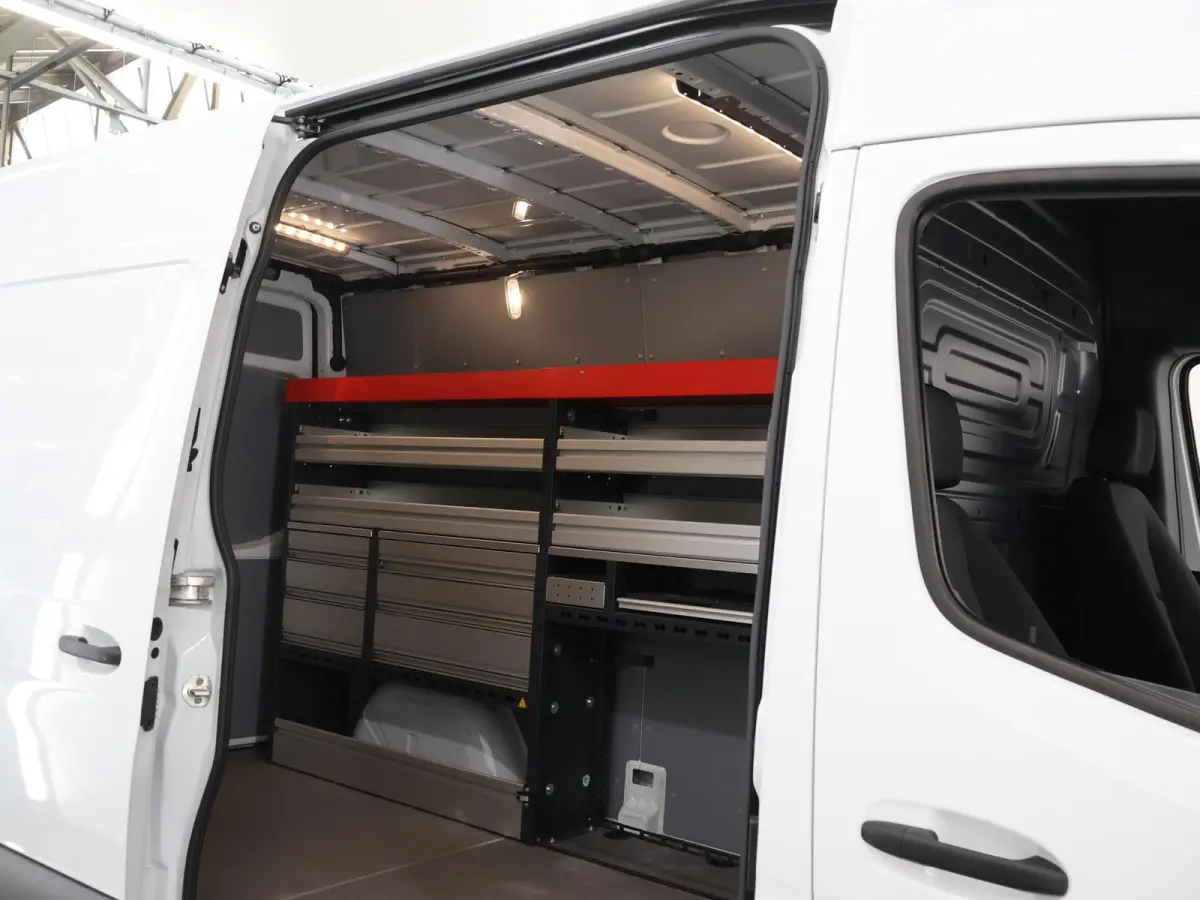 315 CDI | L2 H2 | FWD | AUT. | AIRCO | 2-ZITS | MULTIFUNCTIONEEL STUURWIEL | APPLE CARPLAY | ANDROID AUTO | ACHTERUITRIJCAMERA | LAADRUIMTE INRICHTING | CERTIFIED