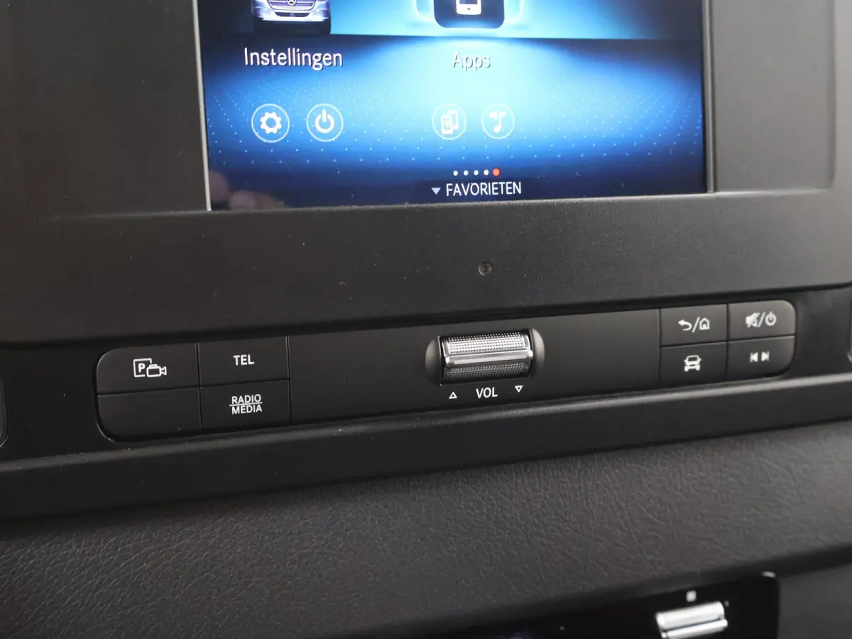 315 CDI | L2 H2 | FWD | AUT. | AIRCO | 2-ZITS | MULTIFUNCTIONEEL STUURWIEL | APPLE CARPLAY | ANDROID AUTO | ACHTERUITRIJCAMERA | LAADRUIMTE INRICHTING | CERTIFIED