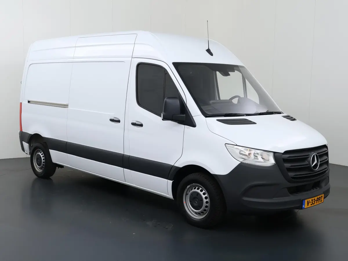 315 CDI | L2 H2 | FWD | AUT. | AIRCO | 2-ZITS | MULTIFUNCTIONEEL STUURWIEL | APPLE CARPLAY | ANDROID AUTO | ACHTERUITRIJCAMERA | LAADRUIMTE INRICHTING | CERTIFIED