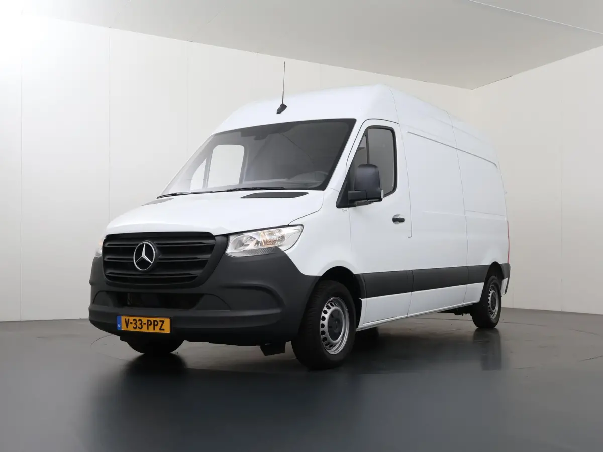 315 CDI | L2 H2 | FWD | AUT. | AIRCO | 2-ZITS | MULTIFUNCTIONEEL STUURWIEL | APPLE CARPLAY | ANDROID AUTO | ACHTERUITRIJCAMERA | LAADRUIMTE INRICHTING | CERTIFIED