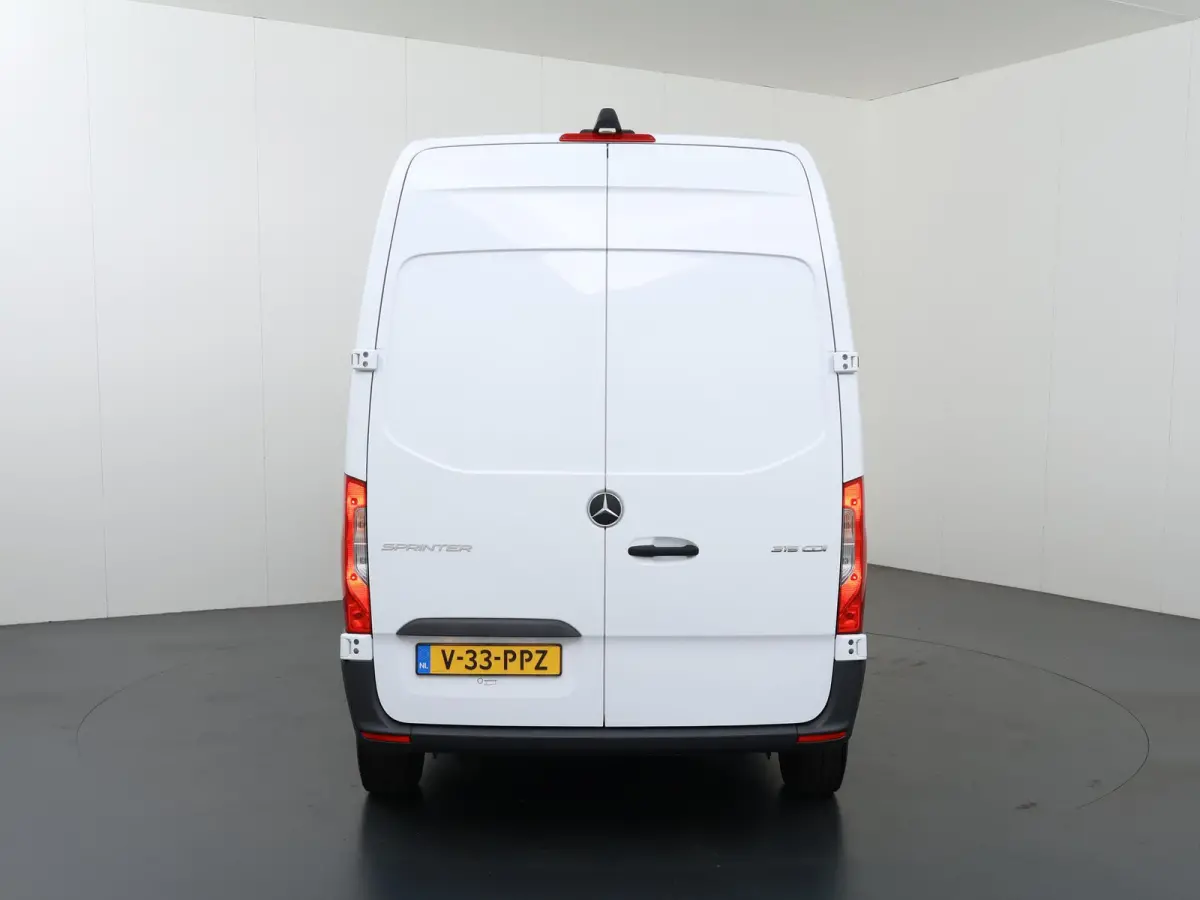 315 CDI | L2 H2 | FWD | AUT. | AIRCO | 2-ZITS | MULTIFUNCTIONEEL STUURWIEL | APPLE CARPLAY | ANDROID AUTO | ACHTERUITRIJCAMERA | LAADRUIMTE INRICHTING | CERTIFIED