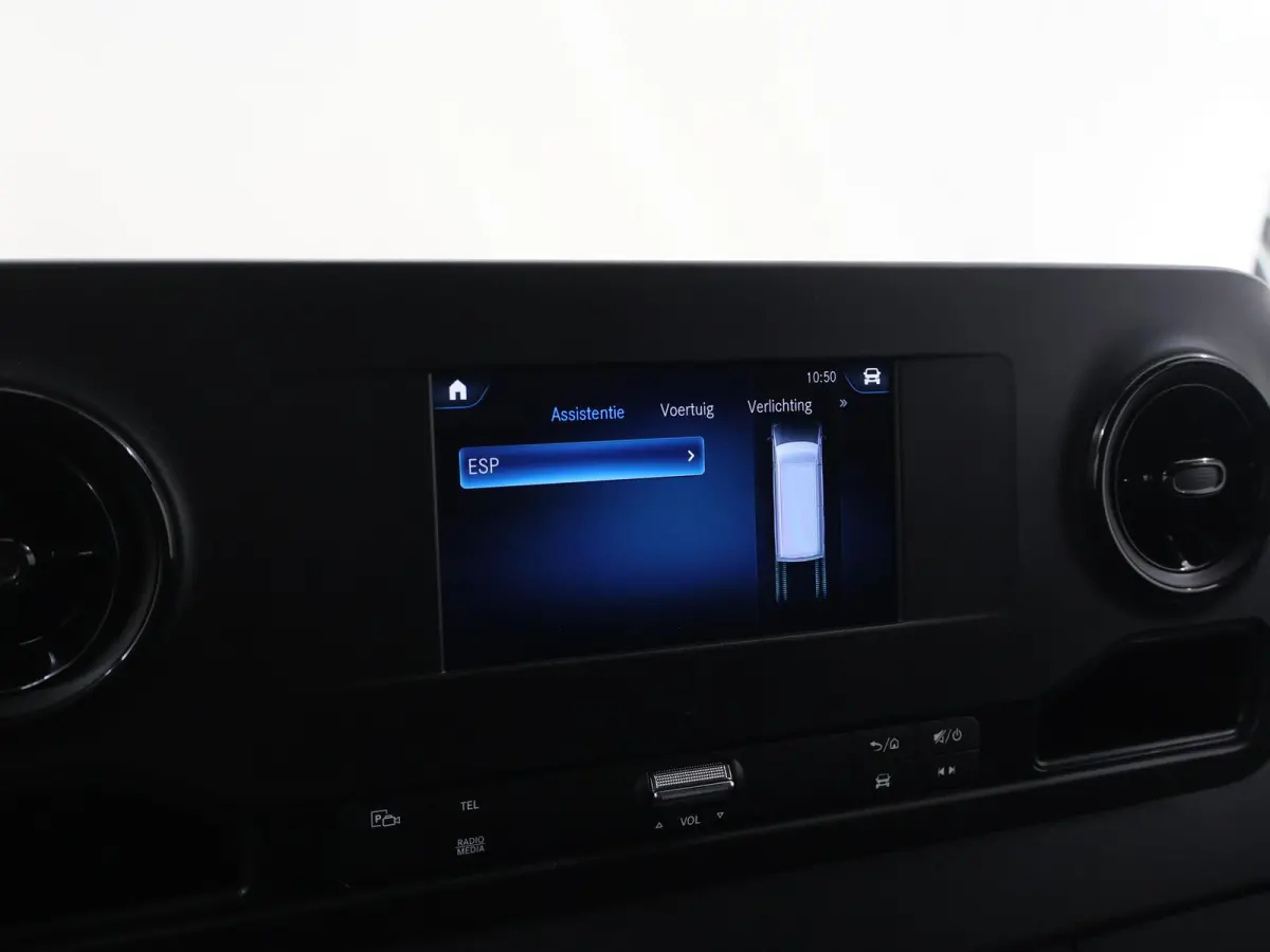 315 CDI | L2 H2 | FWD | AUT. | AIRCO | 2-ZITS | MULTIFUNCTIONEEL STUURWIEL | APPLE CARPLAY | ANDROID AUTO | ACHTERUITRIJCAMERA | LAADRUIMTE INRICHTING | CERTIFIED