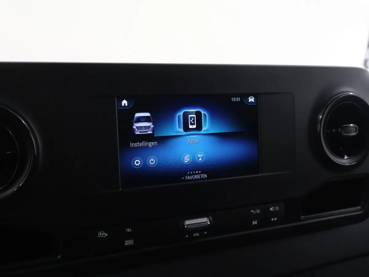 315 CDI | L2 H2 | FWD | AUT. | AIRCO | 2-ZITS | MULTIFUNCTIONEEL STUURWIEL | APPLE CARPLAY | ANDROID AUTO | ACHTERUITRIJCAMERA | LAADRUIMTE INRICHTING | CERTIFIED