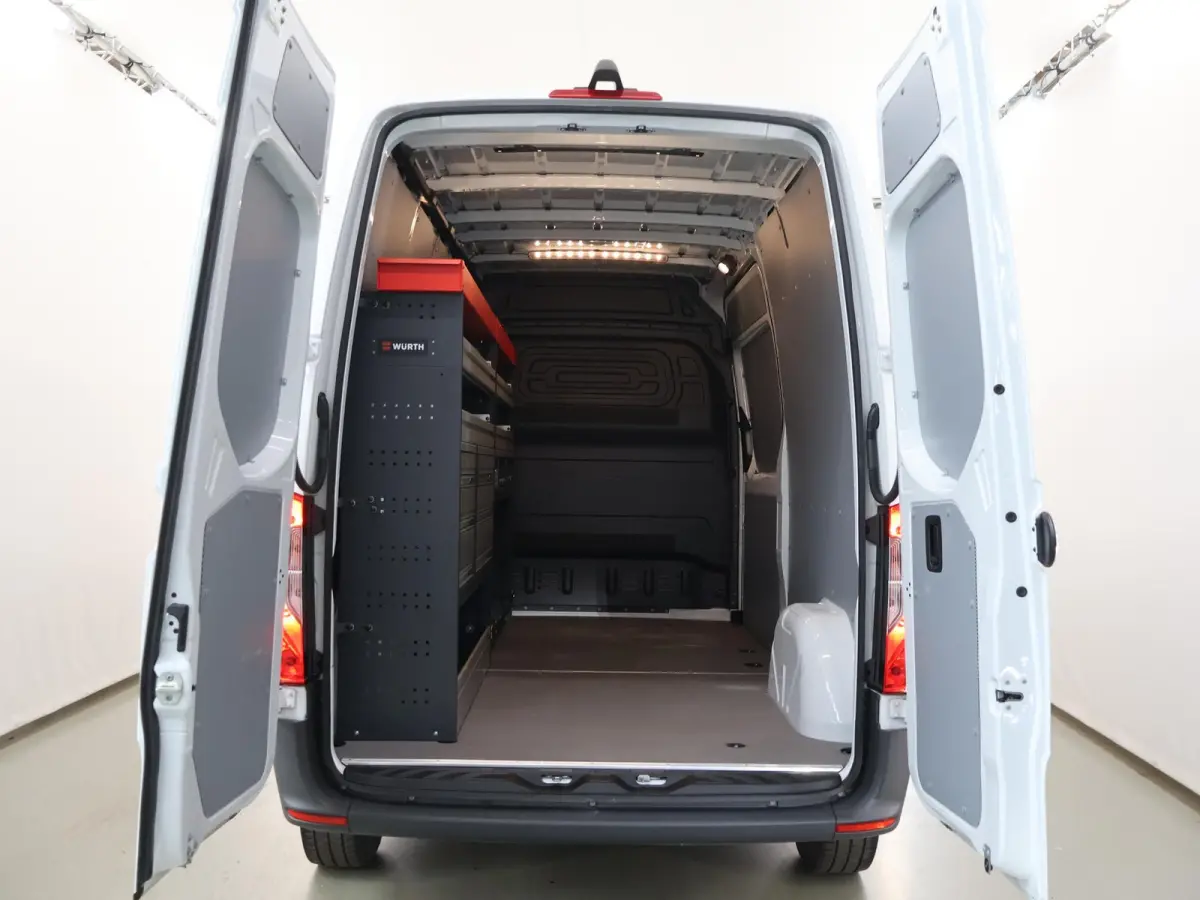 315 CDI | L2 H2 | FWD | AUT. | AIRCO | 2-ZITS | MULTIFUNCTIONEEL STUURWIEL | APPLE CARPLAY | ANDROID AUTO | ACHTERUITRIJCAMERA | LAADRUIMTE INRICHTING | CERTIFIED