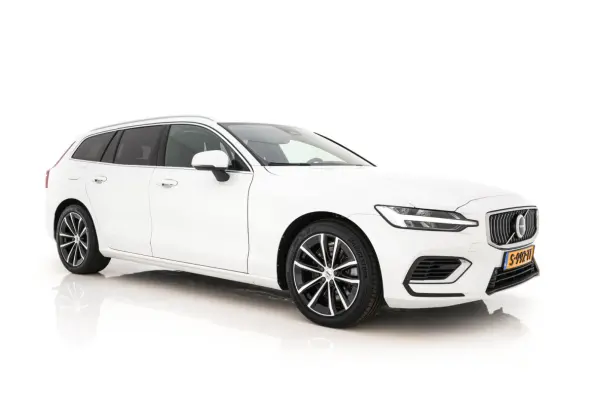 2.0 T6 Core Bright AWD (Plug-In) {SoH-97%} (INCL-BTW)  Aut. *FULL-LED | DIGI-COCKPIT | CAMERA | HEATED-COMFORTSEATS | KEYLESS | DAB | PRIVACY-GLASS | CARPLAY | NAVI-FULLMAP | TOWBAR | 18''AL
