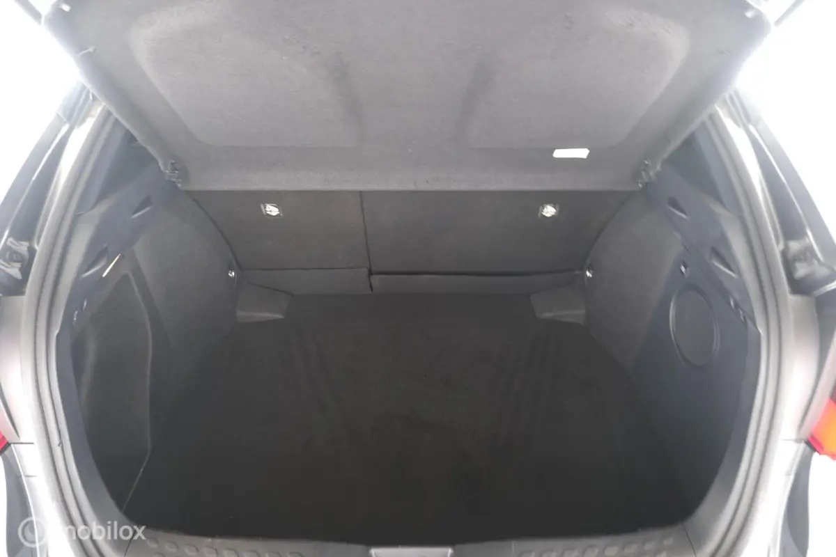 1.8 Hybrid Style led|nav|dab|cam|ecc|acc|lmv18